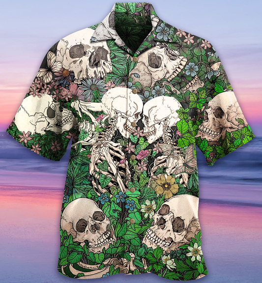 Skull Couple Kiss - Hawaiian Shirt