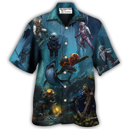 Hawaiian Shirt / Adults / S Diving Under The Blue Sea Art Style - Hawaiian Shirt 