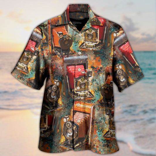 Camera Vintage Old Retro Film Camera - Hawaiian Shirt 