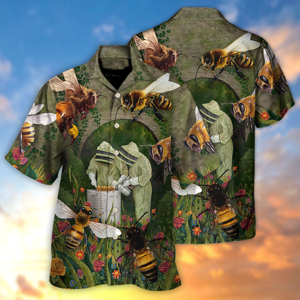 Bee Alert Beekeeper Vintage Style - Hawaiian Shirt 