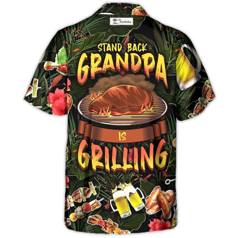 Camisa Hawaiana Unisex Divertida de Barbecue "Retrocede, Abuelo Está Asando a la Parrilla" - Para Hombres y Mujeres
