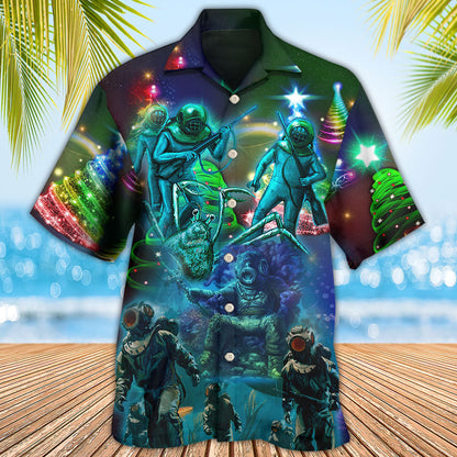 Diving Ocean Merry Christmas - Hawaiian Shirt 