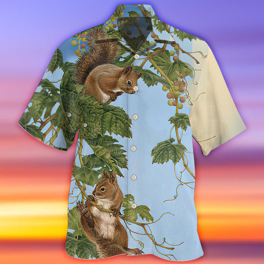 Squirrel Tree Climbing - Hawaiian Shirt 