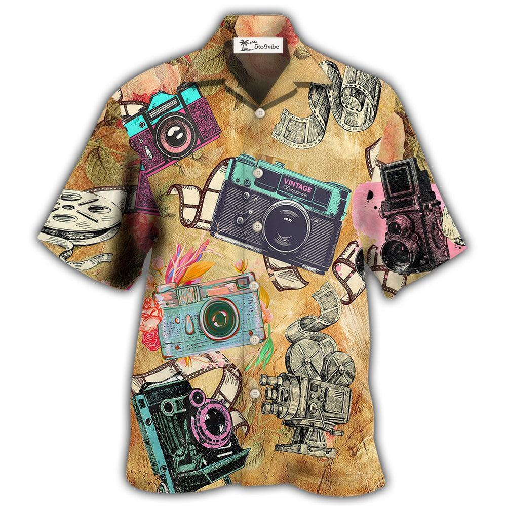 Hawaiian Shirt / Adults / S Camera Look At Old Cameras - Hawaiian Shirt 
